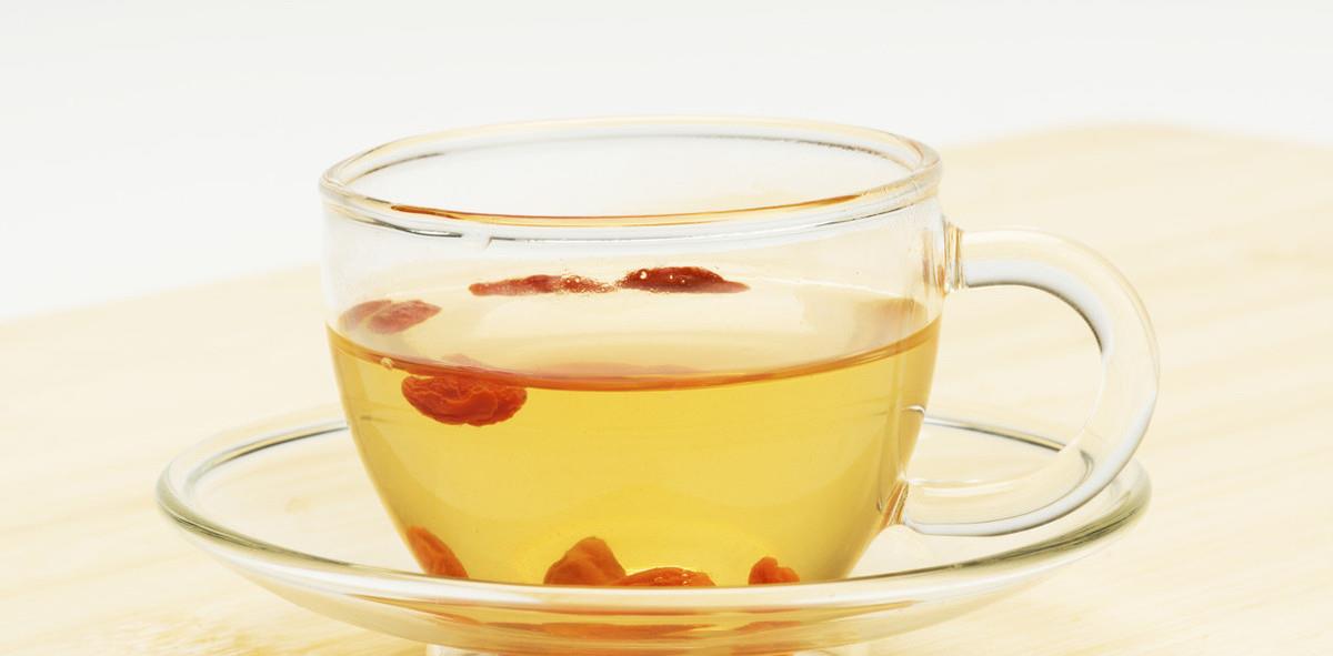 「祛湿」夏天很热,为何还要多吃生姜?很多人只知道要吃,却不明白为何