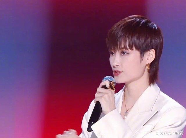 李宇春|《好声音》导师“大换血”!那英缺席,李宇春被质疑资格不够