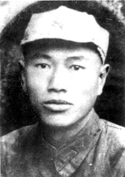 邓华|他是四野第一上将，指挥过百万大军，晚年错失指挥自卫反击战机会