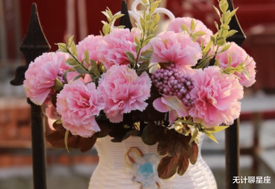 |十月份,节节高升、再创辉煌的4个星座,拼搏太久,终会迎来丰收