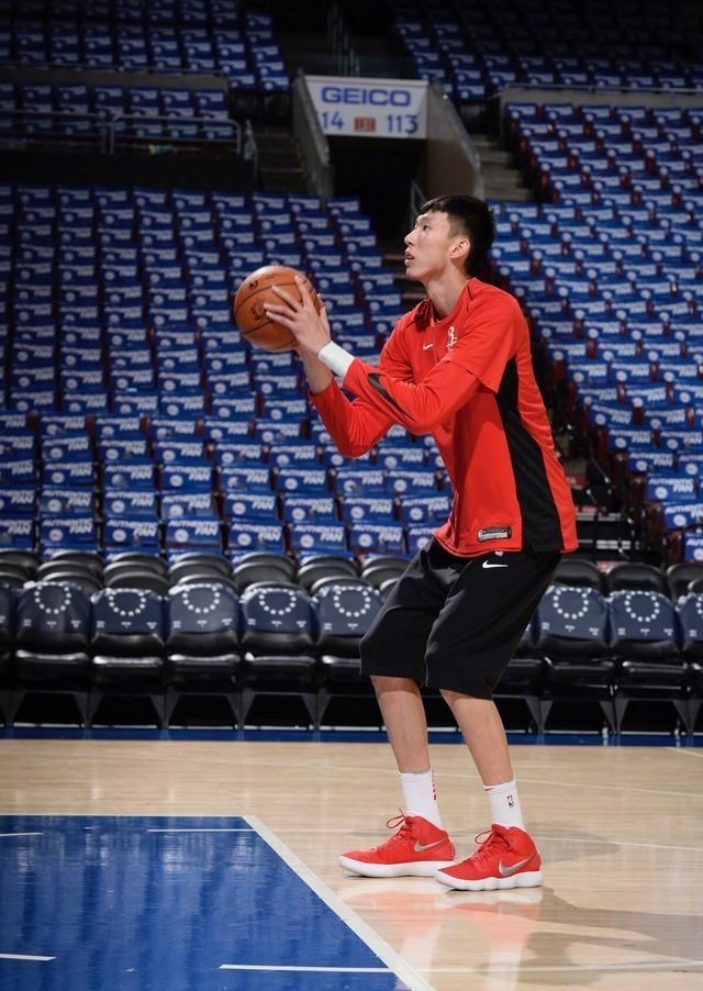 中国篮球：六年前被CBA嫌弃，如今NBA抢着要！中国篮球该反思什么