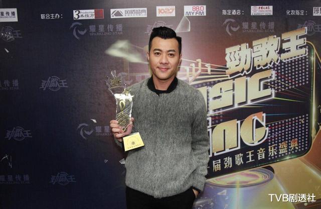 梁汉文|梁汉文，曾经的TVB主题曲之王，与爱妻一起积极面对病魔