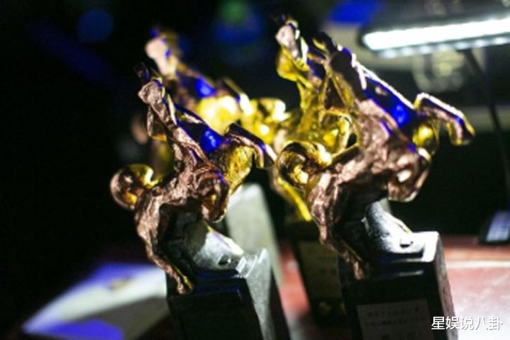 金马奖|57届金马奖海报，设计概念沦为笑柄，没有大陆电影金马活不了？