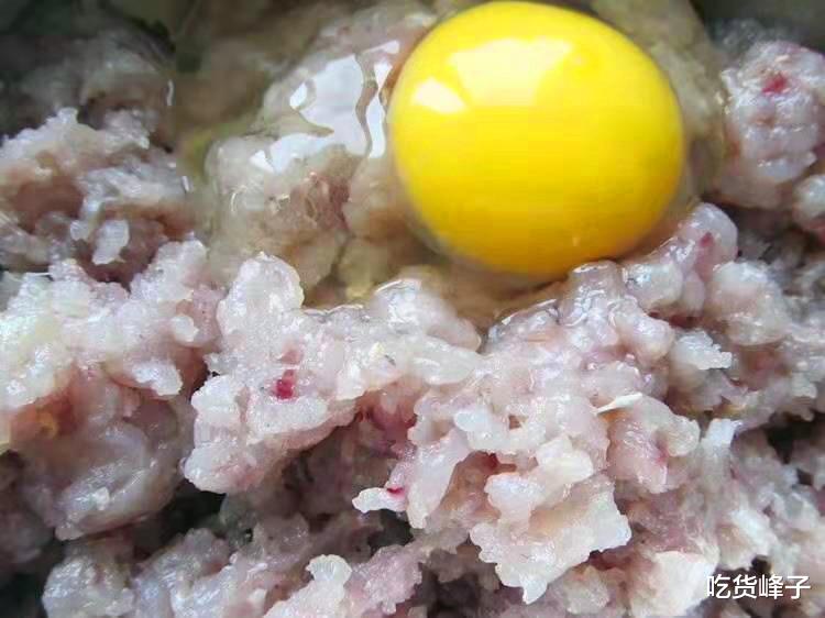 刀鱼|夏天最肥的鱼，我在菜市场碰到从不还价，20元一斤，包饺子贼香