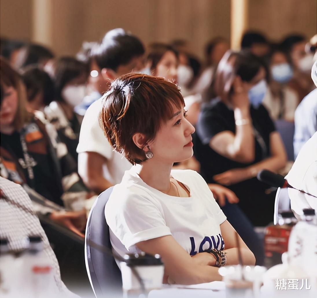 短发|马伊琍剪了新短发，又染了新发色，整个人变得更加清纯！