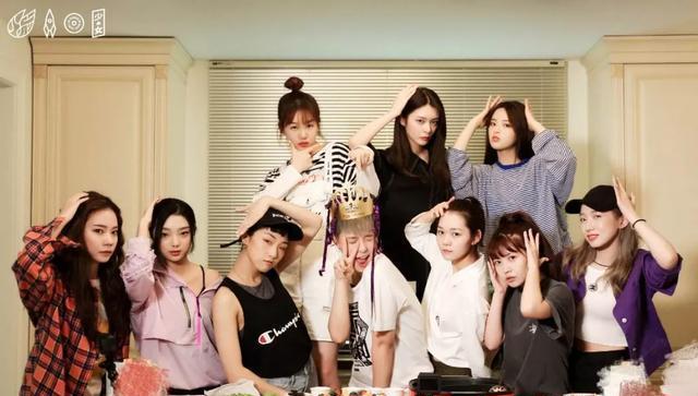 刘雨昕▲《青你2》刚成团即单飞？刘雨昕发单曲虞书欣进组，选秀当跳板？