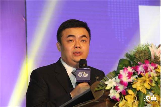 中新经纬|85后初中生，在深圳\血洗\了一批千万、亿万富豪，还大骂投资者傻