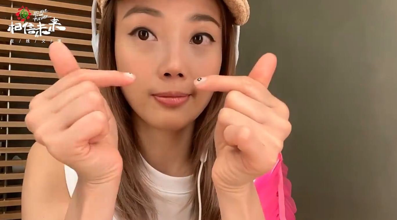 邓紫棋■「相信未来」容祖儿李克勤为医护献声 G.E.M.邓紫棋钢琴自弹自唱