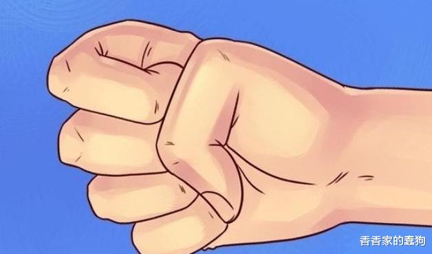 从握拳的方式来测试你的“隐藏性格”，错不了啊