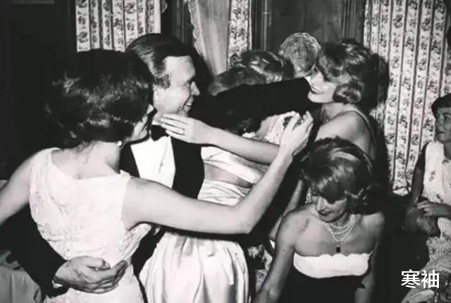 【鲁维】世界第一“小白脸”：1000多个女朋友5个老婆，靠脸吃出千万身家