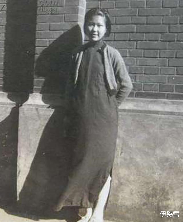 伊殇雪|施济美：恋人遇难不再嫁人，为他父母养老送终，48岁和室友自尽