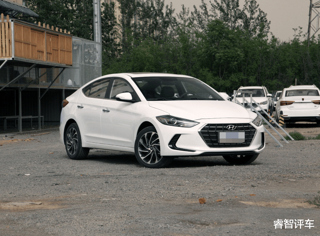 轿跑|现代领动:我太难了,四缸轿跑跌至7万9,车友:思域买早了