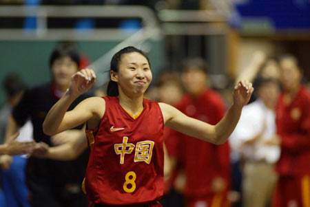 中国女篮：中国女篮史上实力出色的球星，女科比苗立杰仅第二，榜首毫无疑问