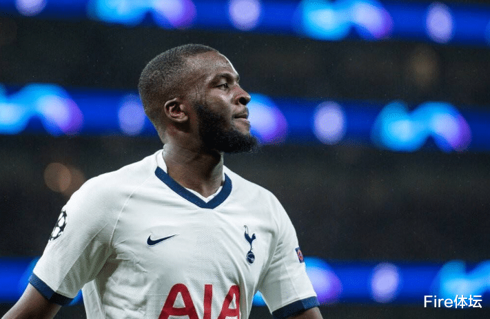 穆里尼奥|魔力鸟展现执教能力!神奇换人激活昔日废柴,论临场指挥他是NO.1