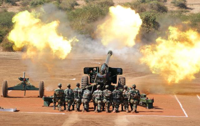 中印邊境發生大變動，130萬精銳部隊集結，重型武器已做戰鬥準備-圖2
