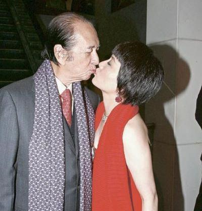 梁安琪▲看看年轻时的四太梁安琪究竟有多美，难怪会让赌王何鸿燊为之倾倒