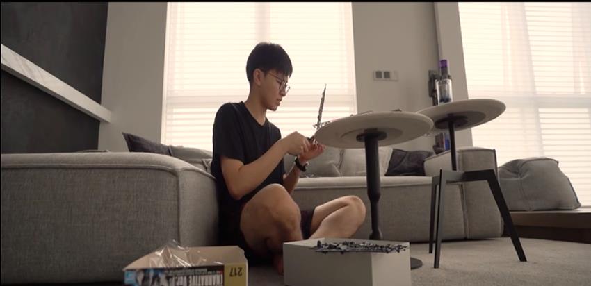 []白墙灰顶，全开放式设计，这套装修太酷了，一眼就爱上，质感满分