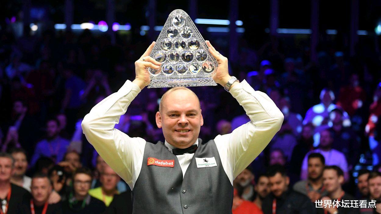 宾汉姆|真的太委屈了!宾汉姆大师赛夺冠惨遭球迷批评,奥沙利文退赛他却称了背锅侠!