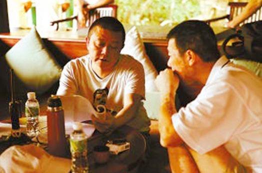 『华谊兄弟』1997年，王朔被封杀，冯小刚搭上华谊兄弟，从此走上了人生巅峰