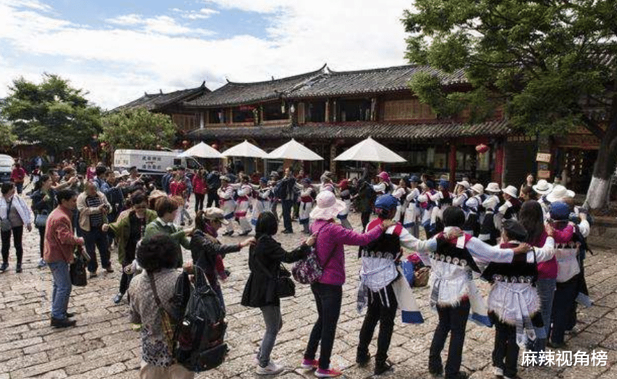 中老年人|跟团不自由，为啥中老年人旅游却很爱扎堆跟团呢？看完你就知道了