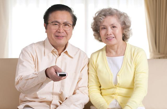 肝脏|肝内有癌，头部会出现这4种迹象！劝你早查肝CT