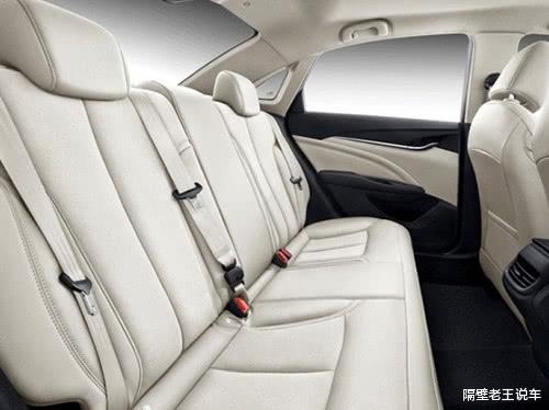 『轿车』4月轿车销量出炉：帕萨特的时代落幕了，国产仅剩吉利，它月销近4万成冠军