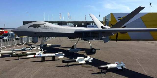 翼龙：翼龙无人机现身边境上空，印军指挥部陷入恐慌，找不出对应的武器