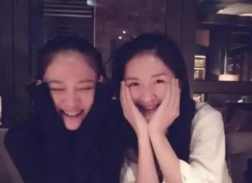 #谢娜#谢娜娱乐圈里4个好闺蜜，前三个都大红大紫，唯独她被人遗忘