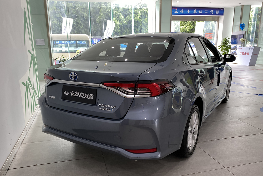 混合动力|油耗都4L,凌派锐·混动和卡罗拉双擎的动力感受差距有多大?