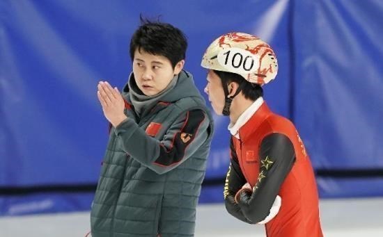 「王濛」王濛下课非战绩不佳，数据证实创5年最佳，卸任背后另有他因