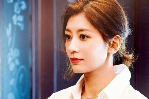 『贾静雯』贾静雯给修杰楷庆生，道破感情真相：完美伴侣是个骗局