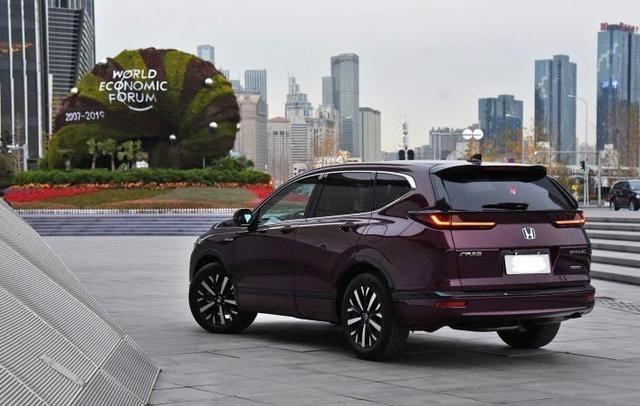 『福特翼虎』开过福特翼虎，又提本田皓影，问及感受，车主：想说五个字