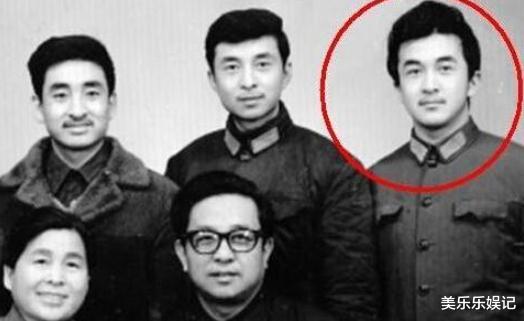 黄宏|24次荣登春晚的黄宏，“瞒”了31年的演员老婆，原来我们都熟悉