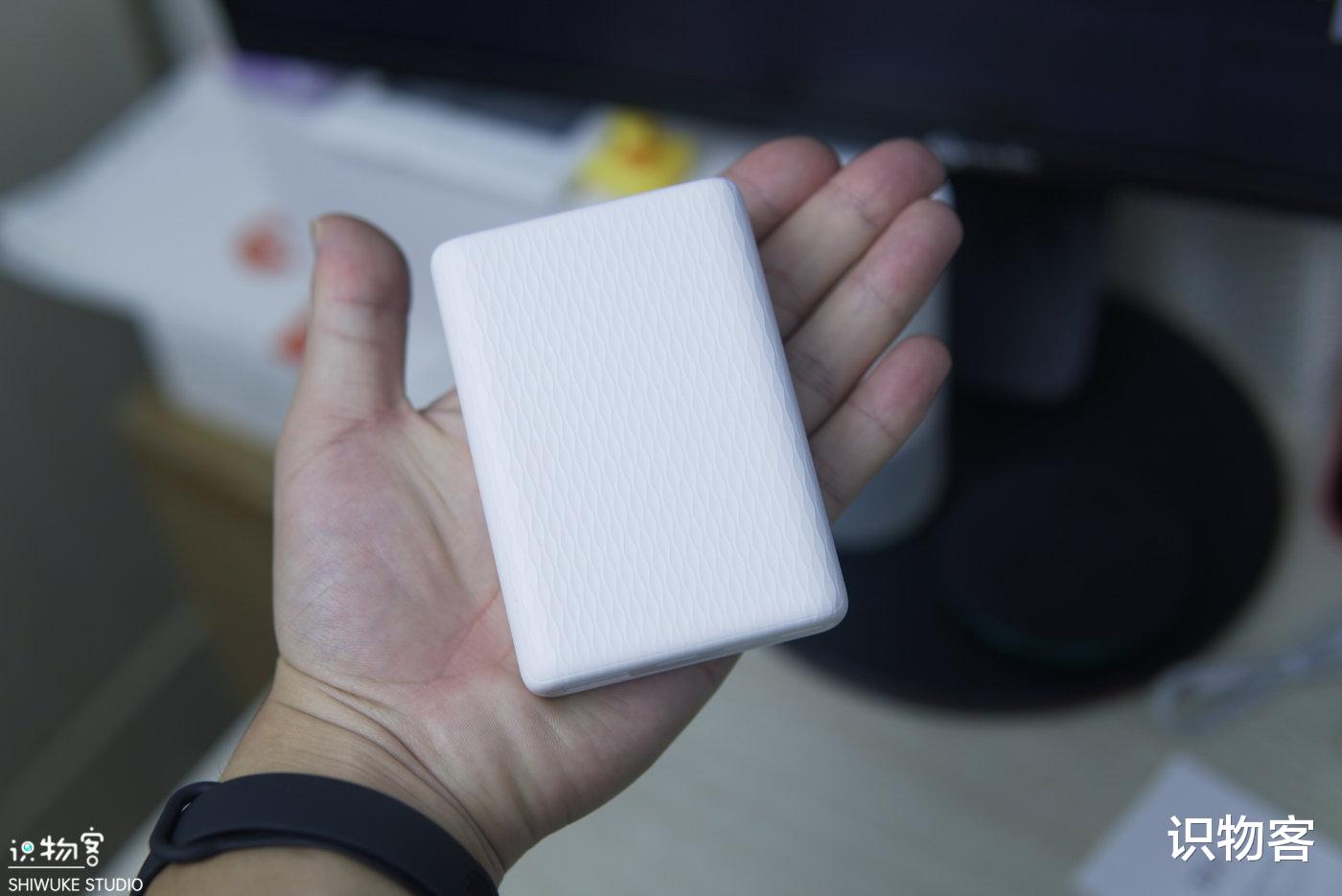 充电宝|mini小体积，续航大容量，紫米双向快充充电宝体验