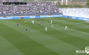 皇家马德里@1-3,倒数第5完败!西班牙人却乐开花:4大对手全输,保级有希望