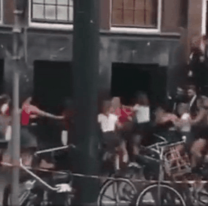 |美队误发私密照，引全世界粉丝狂欢，网友：这个部位才是他的王牌