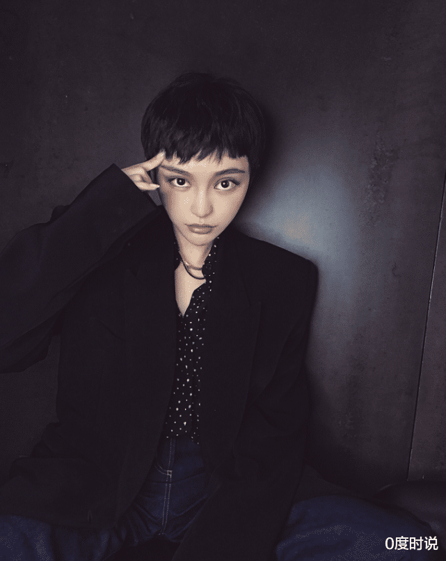 「周扬青」周扬青分手后大变样，晒短发造型气质太A，正式和过去说再见