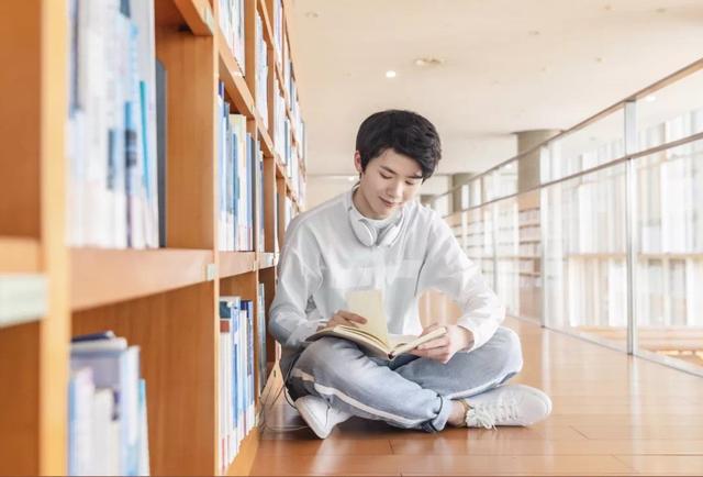 【巢湖】高三生如何根据自己的兴趣和性格选择适合自己的院校和专业呢？