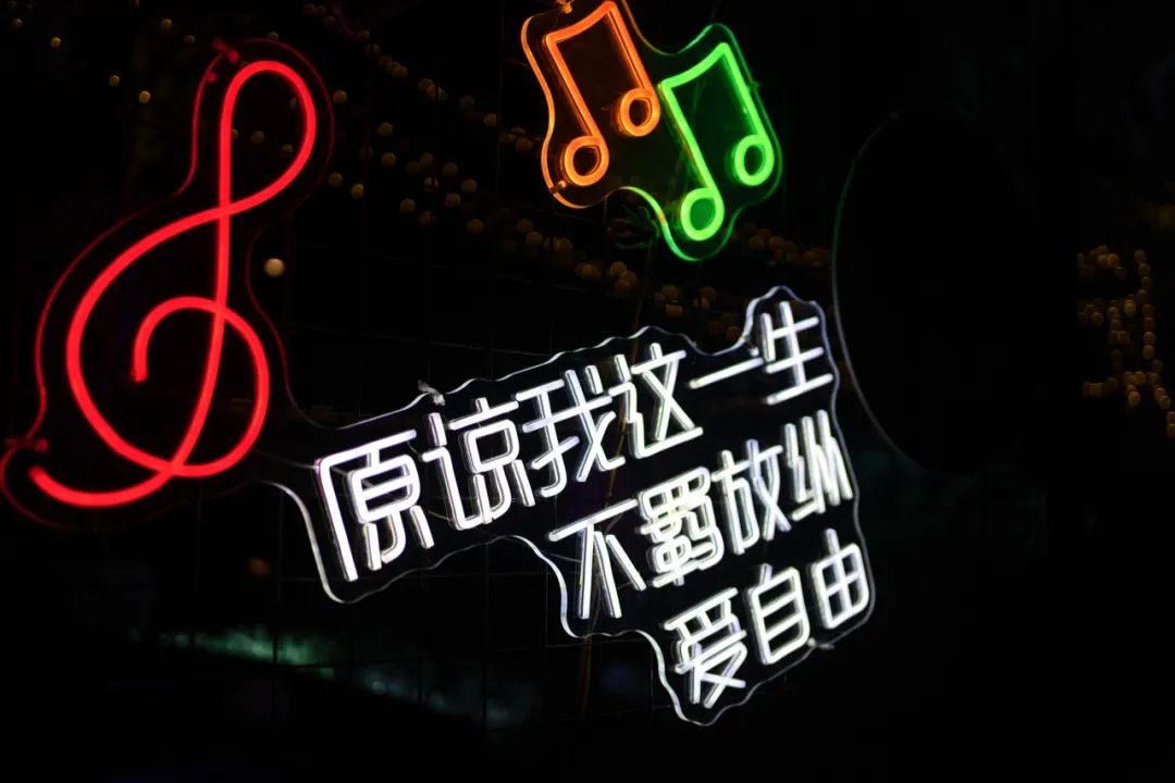 南京|昨晚，南京这个地方被挤“爆”了……