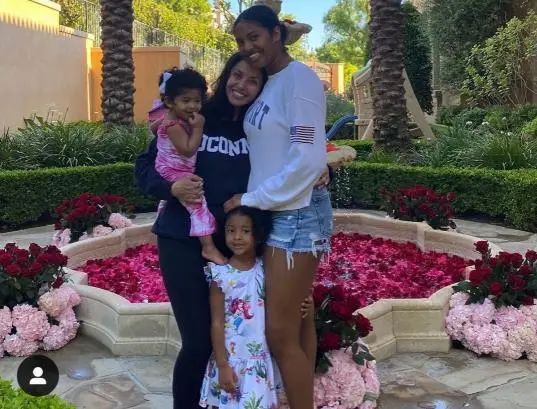 「郭德纲」在瓦妮莎生日的前一天,居然找到了科比的一封信……