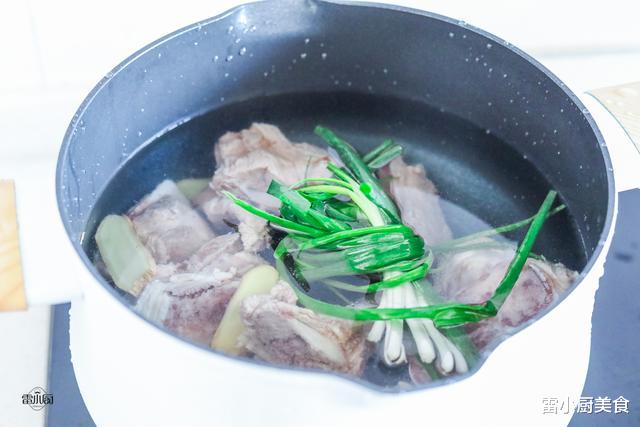 食材|入秋后多喝这道汤，颜色丰富，用料简单味道足，孩子爱喝身体棒