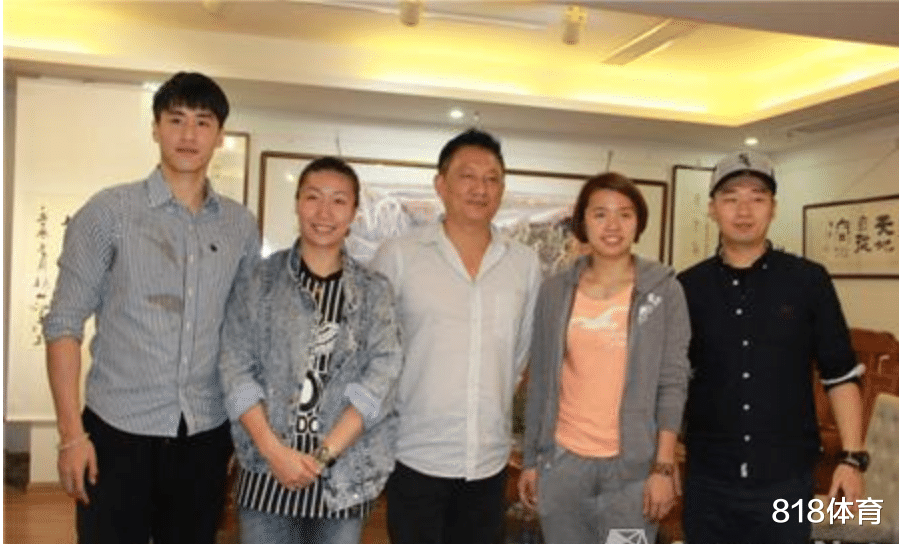 曾春蕾|恭喜! 女排世界冠军曾春蕾领证, 新郎曾是国羽国手, 郎才女貌超登对