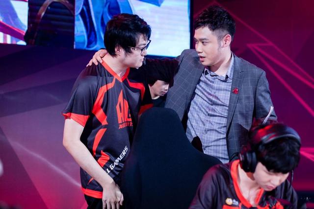 『ag战队』DGC教练做出承诺，AG超玩会将迎来蜕变！月光要去eStar了？