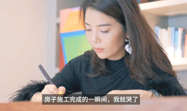 |杭州女富婆晒700平西湖边豪宅，整整装修5年，真酸了