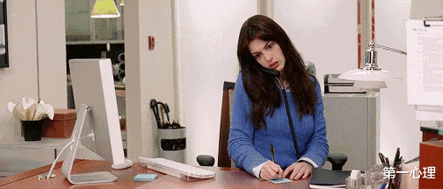 |跟领导相处,这四个误区千万要注意,“顶嘴”是最大雷区