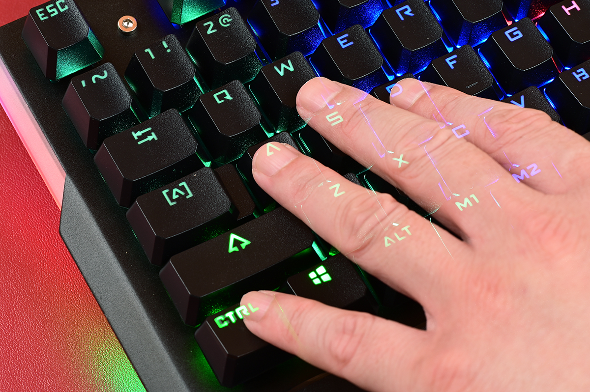 |更高效更准确，释放拇指的灵活性，血手幽灵B885M机械键盘