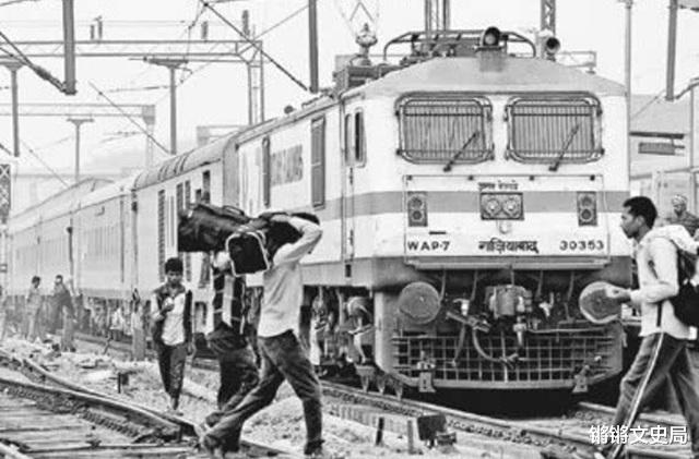 印度鐵路曾是亞洲第一世界第四，努力瞭百年，卻毀在瞭排泄物上-圖3