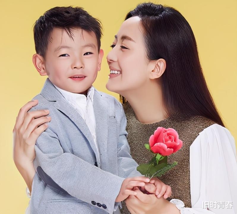杨童舒|女星拍戏中途意外怀孕，如今儿子已经11岁，生父至今不详