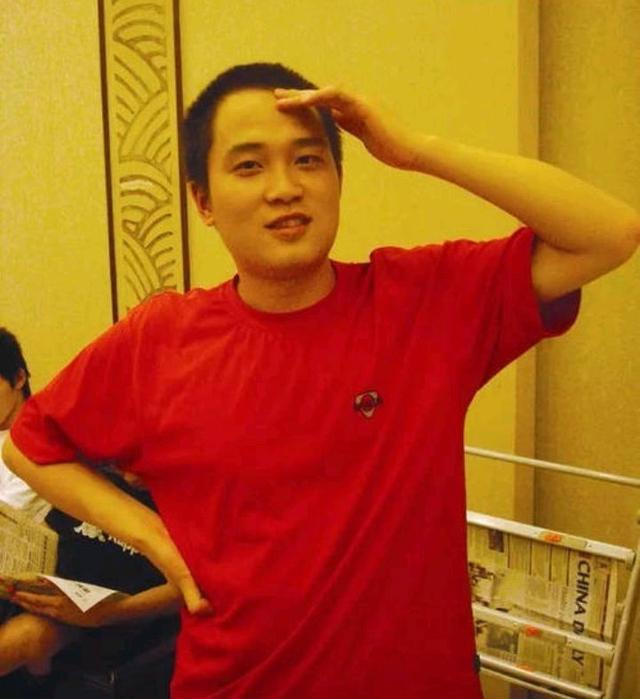 清华大学|13年了，当初4次高考，一次北大两次被清华录取的张非，如今怎样