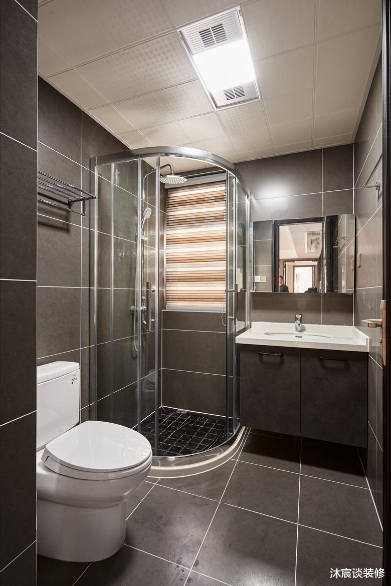 |越来越多人喜欢横厅，看完她家，发现不是一般的大气，简约又高级